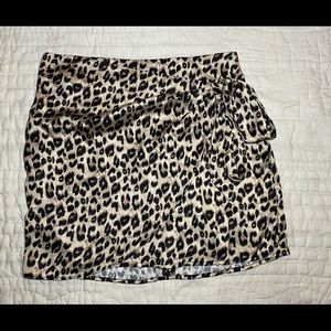 Leopard skirt